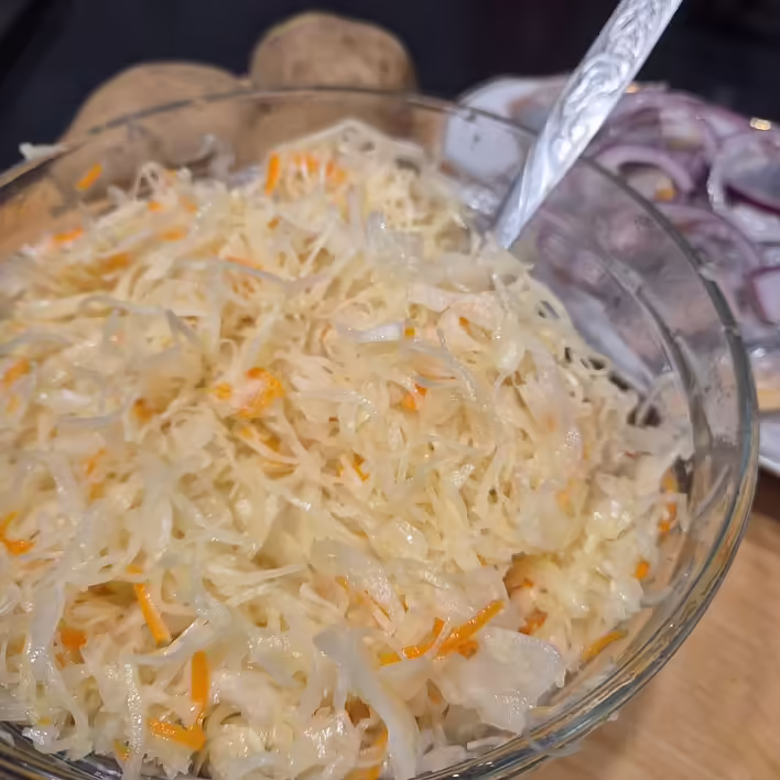 смачна та хрумка квашена капуста