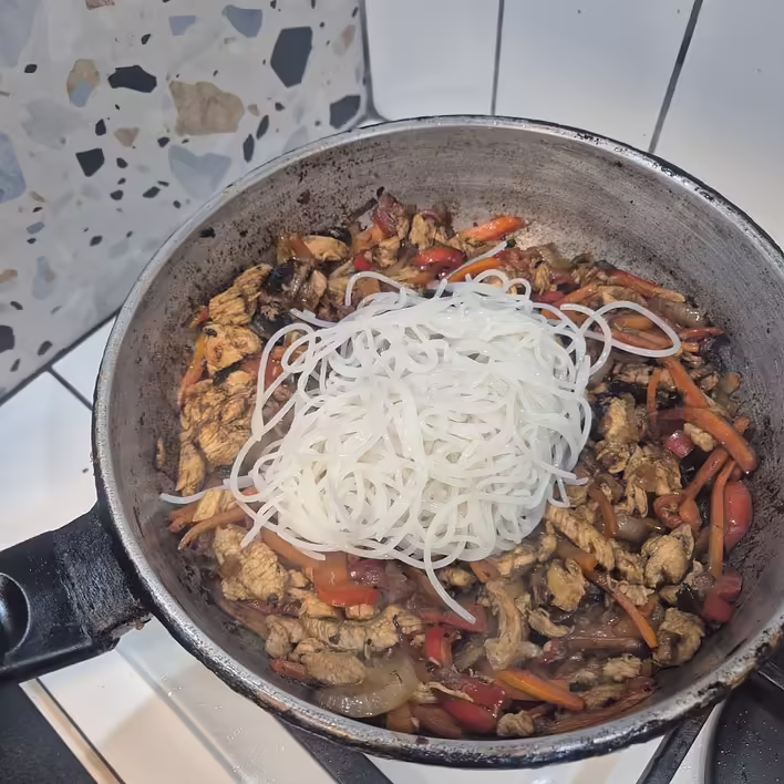 повертаємо на пательню