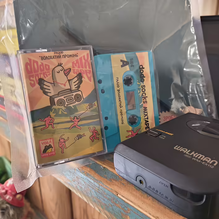 Rozdanie KASETY Dodo Socks x Włochaty Promień