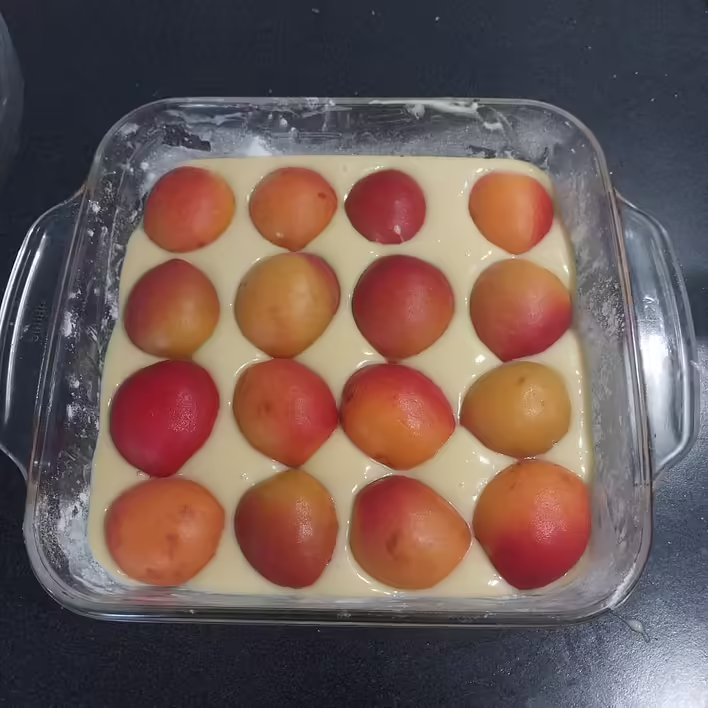 і викладаємо абрикоси