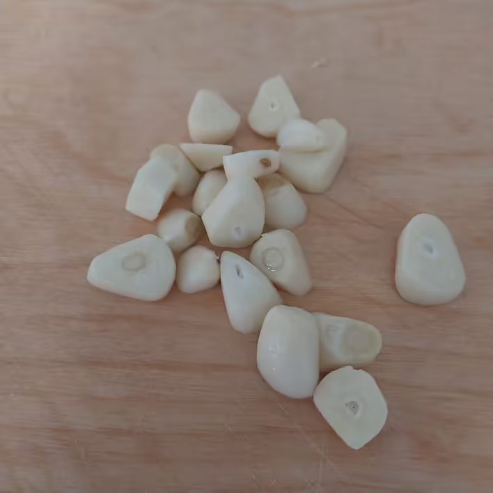 порізаний часник