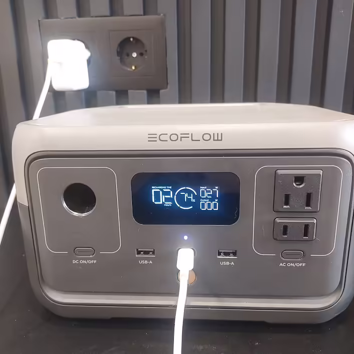 EcoFlow River2 USA + Type-C зарядка з MacBook