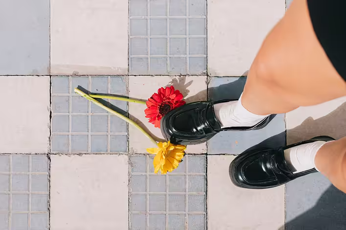 Лофери: історія популярного взуття та основні види