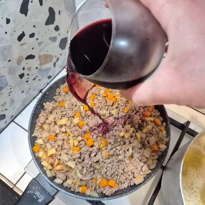 + червоне сухе вино