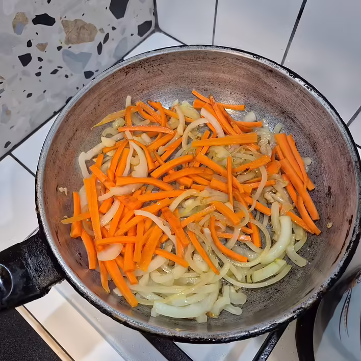 додали моркву