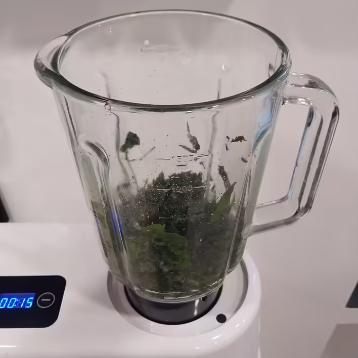 в процесі подрібнення