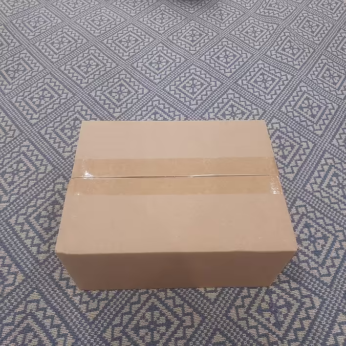 Так виглядає пакунок без білого пакету