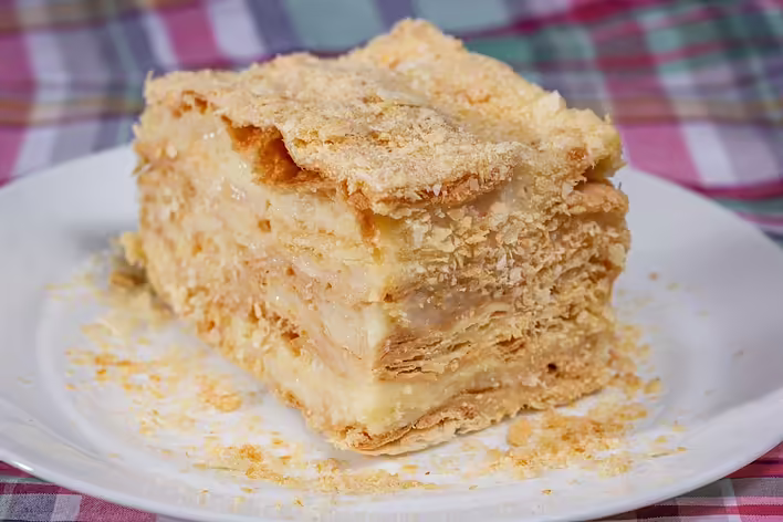 Klasyczny (i nie tylko) przepis na krem budyniowy