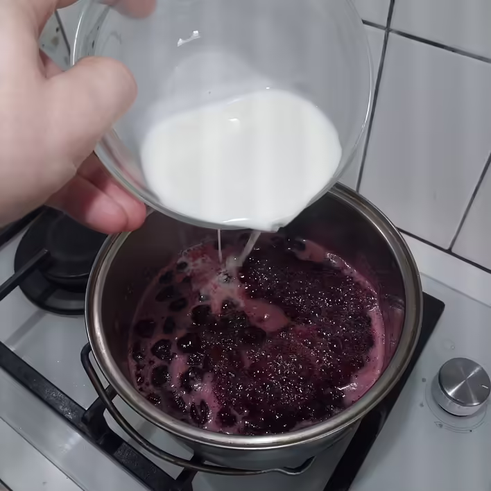 додаємо в конфітюр