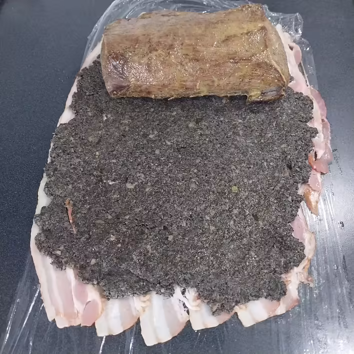 на дюксель викладаємо вирізку