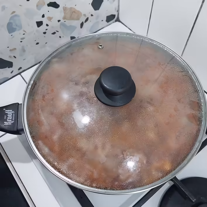 кришкою накрили