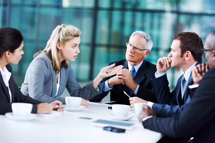 How to organize an effective business meeting