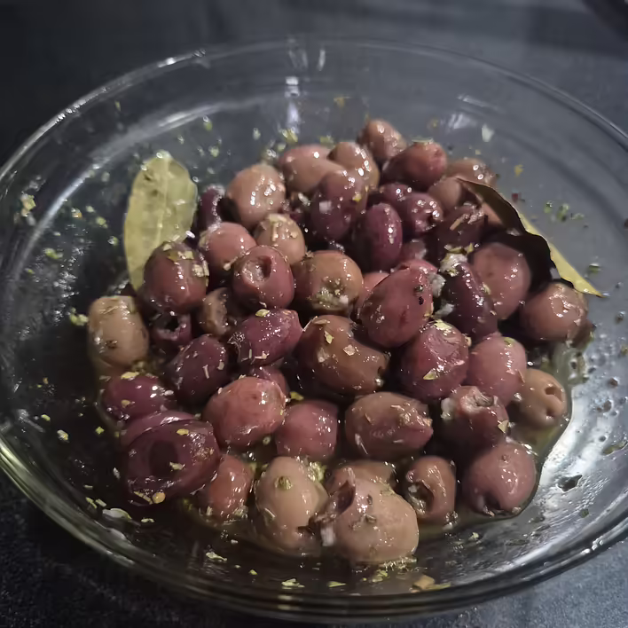 Co przygotować z oliwek Kalamata lub oliwek marynowanych po portugalsku