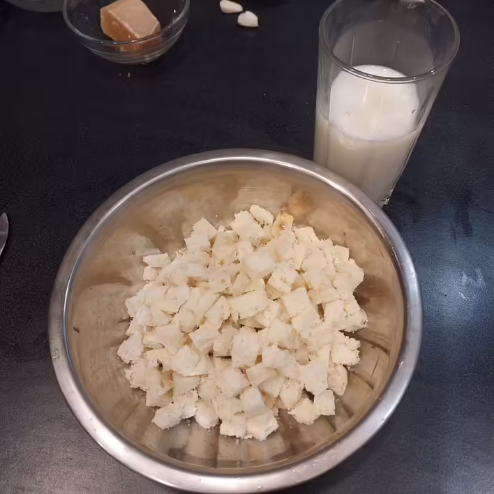 порізана м'якоть батона