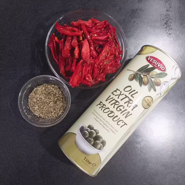 Suszone pomidory własnoręcznie. Krok po kroku, własne doświadczenie, za i przeciw