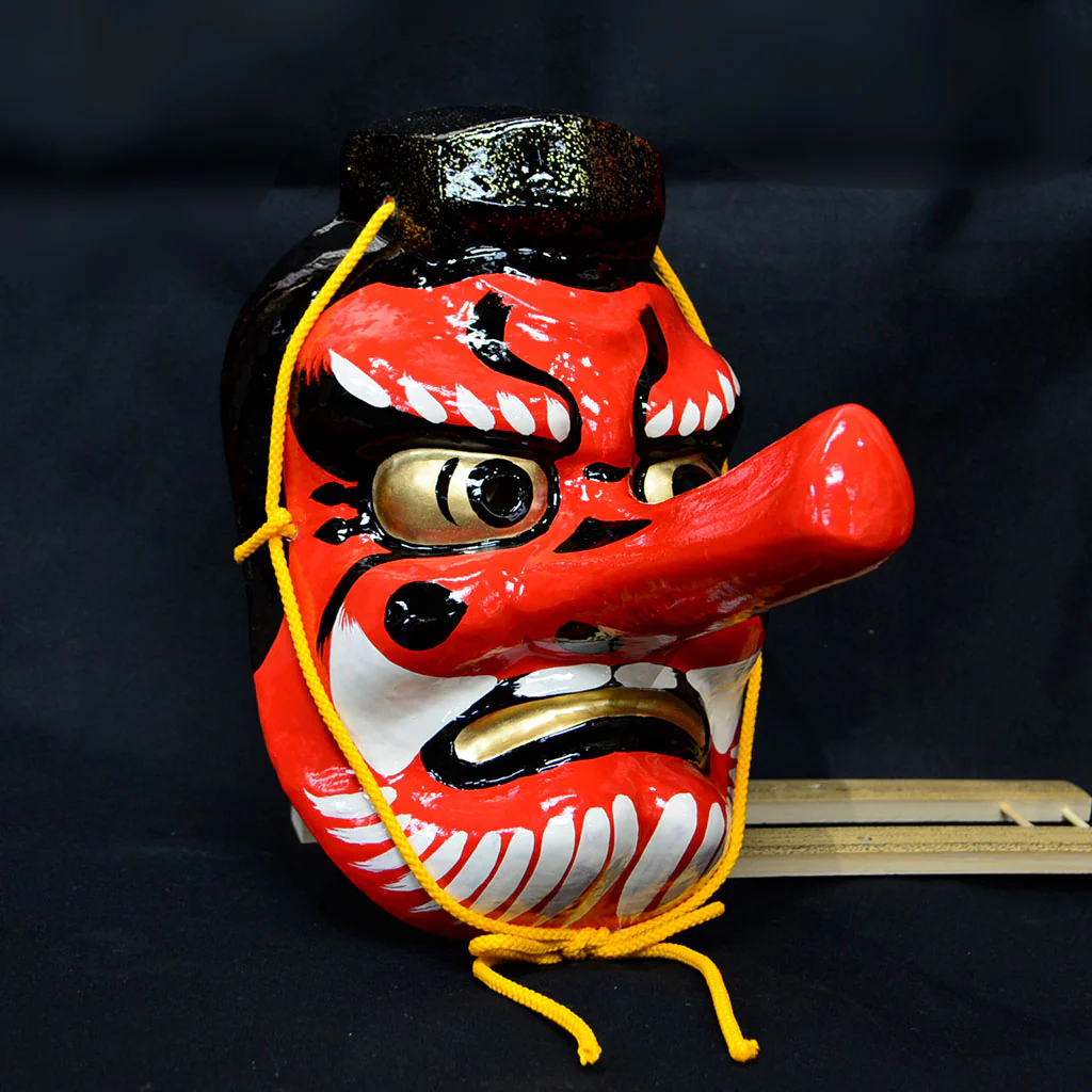 маска Тенґу