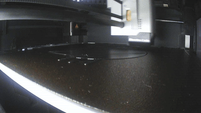 Друкує в повітрі після перекруту філаменту