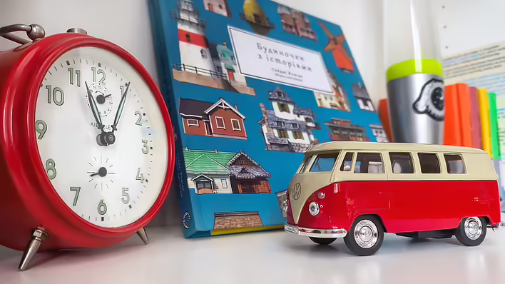 Маленький бус — велика історія: феномен Volkswagen T1 у мініатюрі