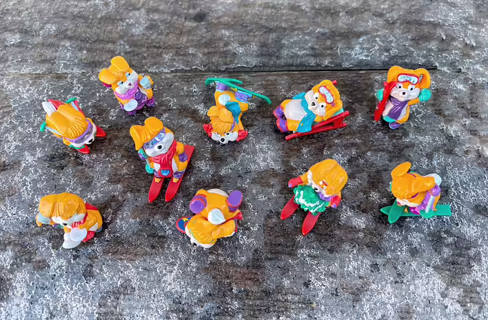 вся колекція зимових зайчиків 1996 р (тут переплутані лижі у двух зайчиків: Fritz Fiasko має бути в червоних лижах, а Hubert Heartbreaker в зелених )